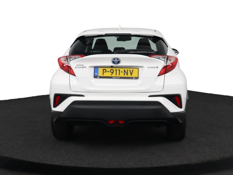 Toyota C-HR - 1.8 Hybrid Dynamic 63