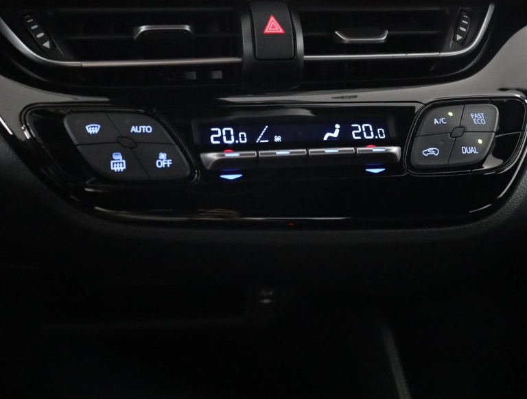 Toyota C-HR - 1.8 Hybrid Dynamic 7