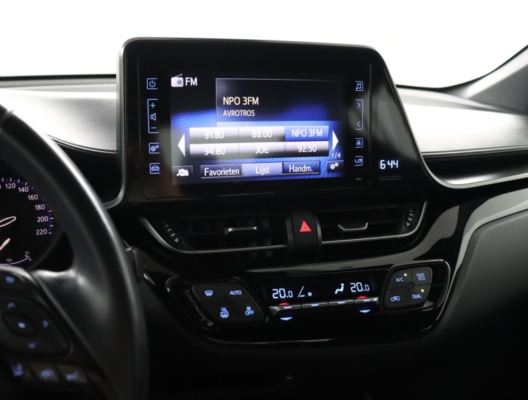 Toyota C-HR - 1.8 Hybrid Dynamic 8