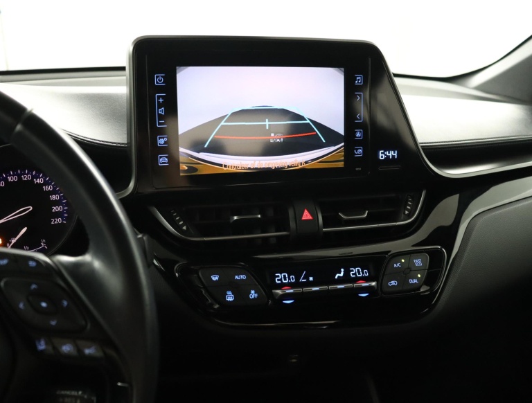 Toyota C-HR - 1.8 Hybrid Dynamic 9