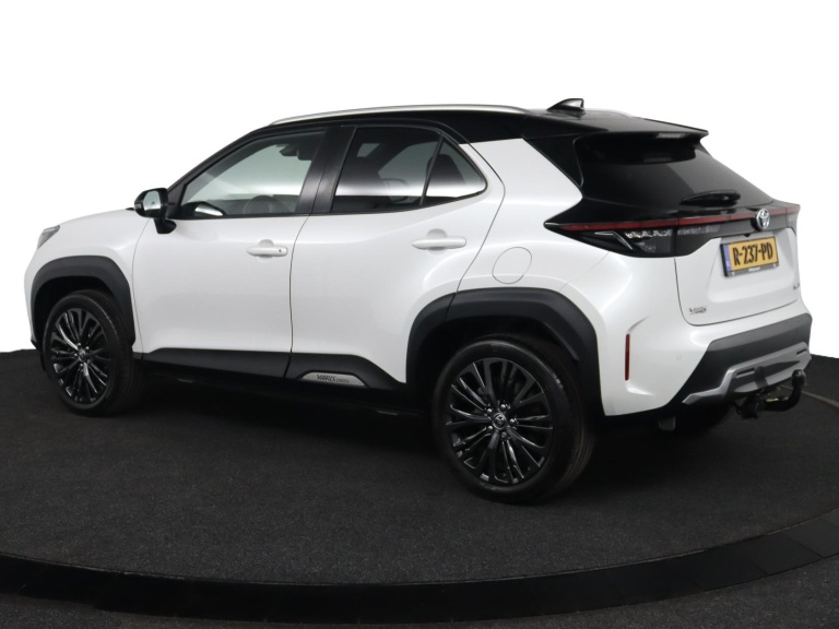 Toyota Yaris Cross - 1.5 Hybrid Adventure 12