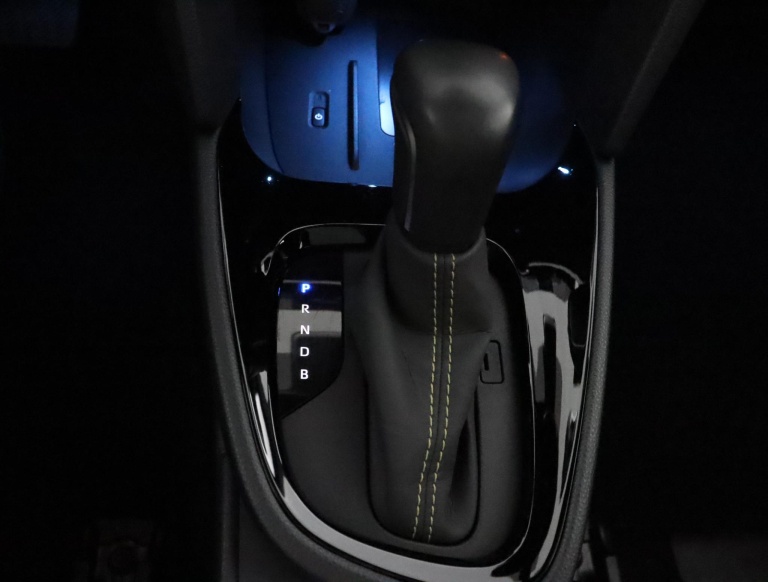 Toyota Yaris Cross - 1.5 Hybrid Adventure 26