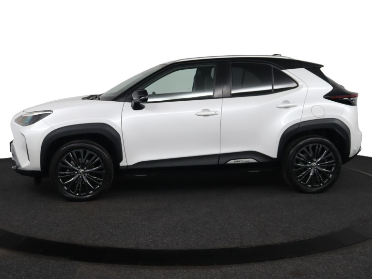 Toyota Yaris Cross - 1.5 Hybrid Adventure 3