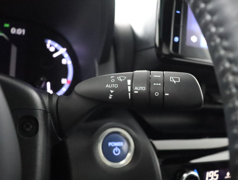Toyota Yaris Cross - 1.5 Hybrid Adventure 31