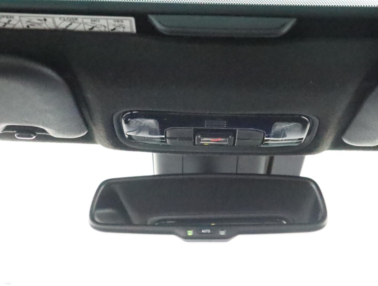 Toyota Yaris Cross - 1.5 Hybrid Adventure 32