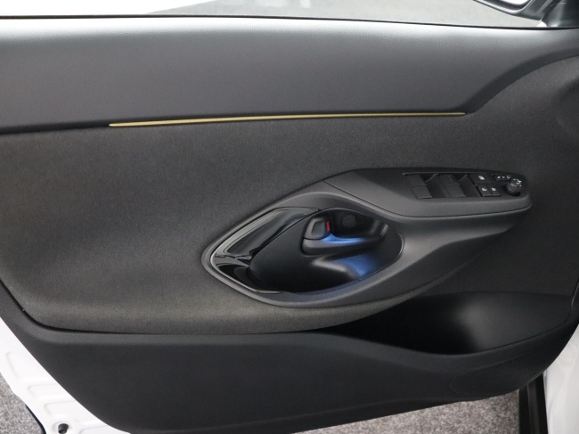 Toyota Yaris Cross - 1.5 Hybrid Adventure