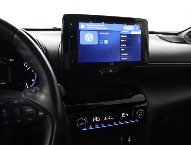 Toyota Yaris Cross - 1.5 Hybrid Adventure 8