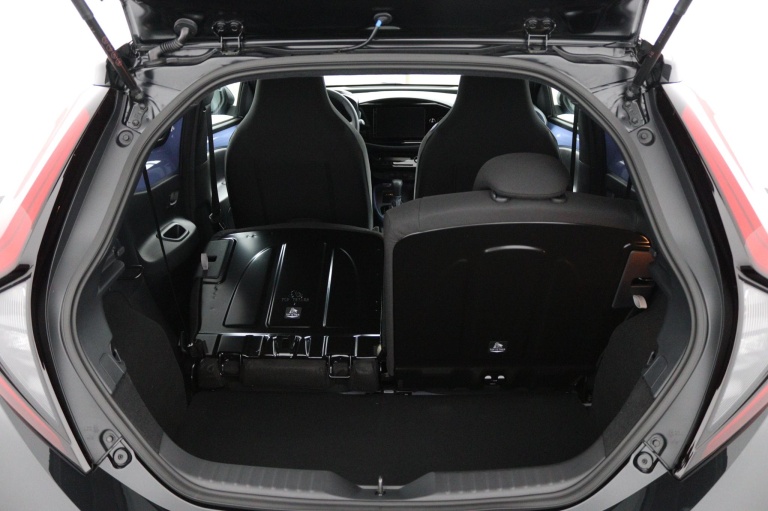Toyota Aygo X - Hybrid 115 pulse 24