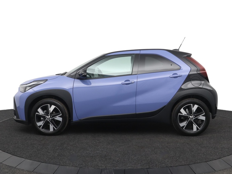 Toyota Aygo X - Hybrid 115 pulse 3