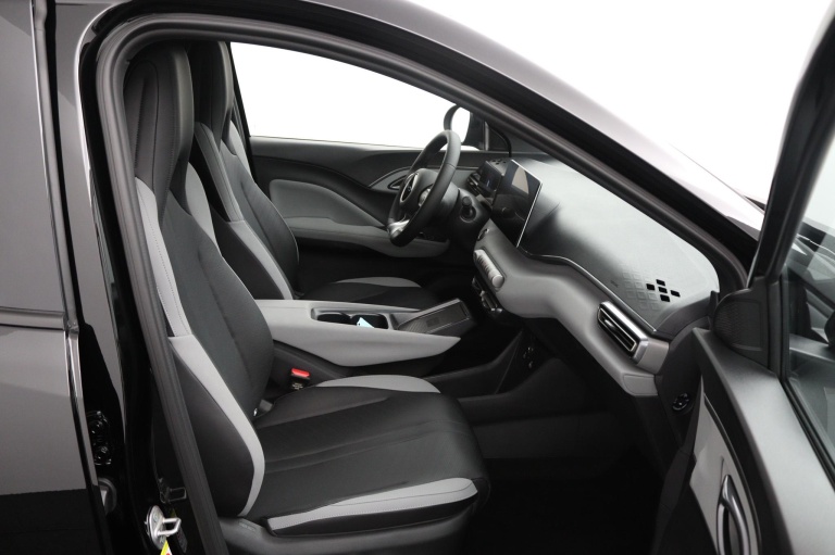 BYD DOLPHIN SURF - Comfort 43 kWh 18