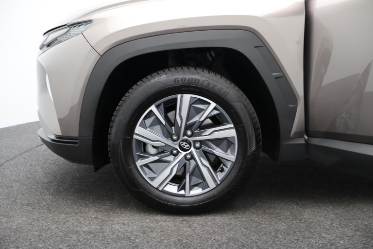 Hyundai Tucson - 1.6 T-GDI HEV Comfort Smart 16