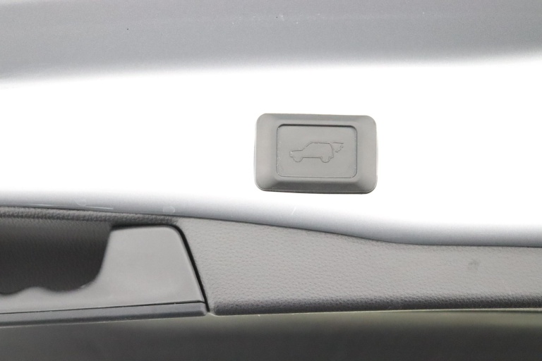 Toyota RAV4 - 2.5 Hybrid Style Limited 30