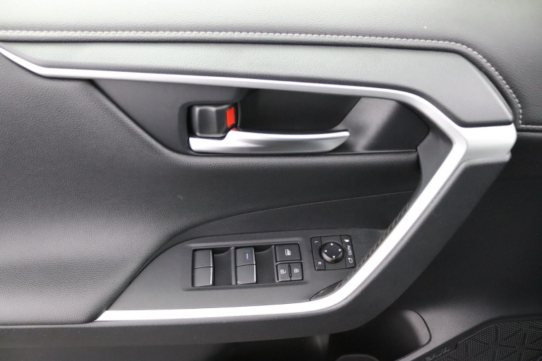 Toyota RAV4 - 2.5 Hybrid Style Limited 31
