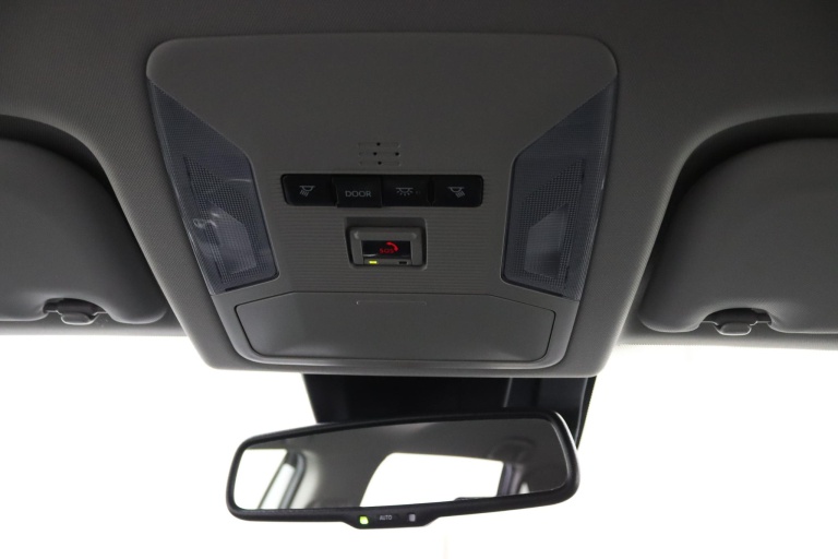 Toyota RAV4 - 2.5 Hybrid Style Limited 33