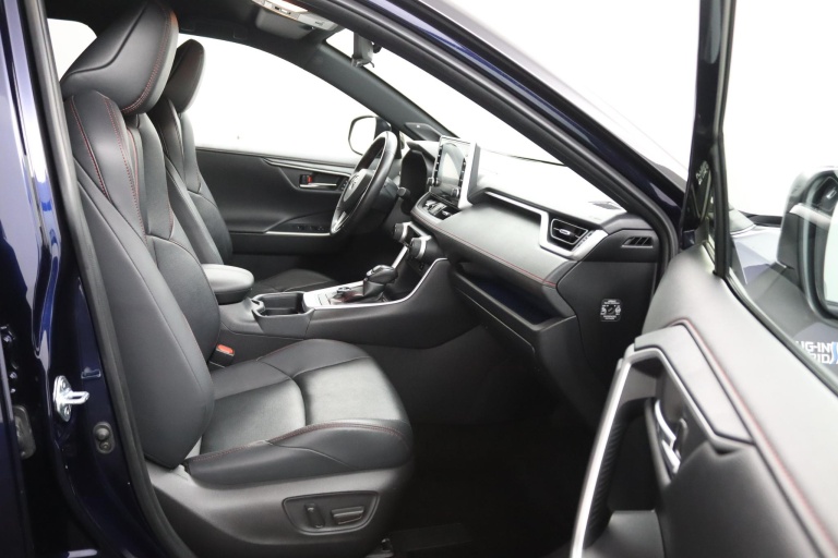 Toyota RAV4 - 2.5 Plug-in Hybrid AWD Bi-Tone Plus 11