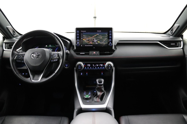 Toyota RAV4 - 2.5 Plug-in Hybrid AWD Bi-Tone Plus 12