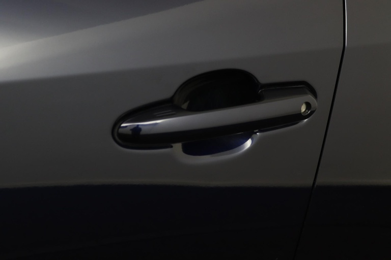 Toyota RAV4 - 2.5 Plug-in Hybrid AWD Bi-Tone Plus 37