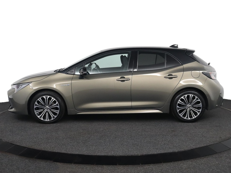 Toyota Corolla - 2.0 Hybrid Dynamic 3