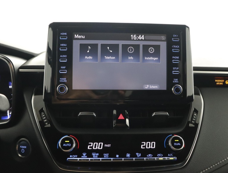 Toyota Corolla - 2.0 Hybrid Dynamic 52