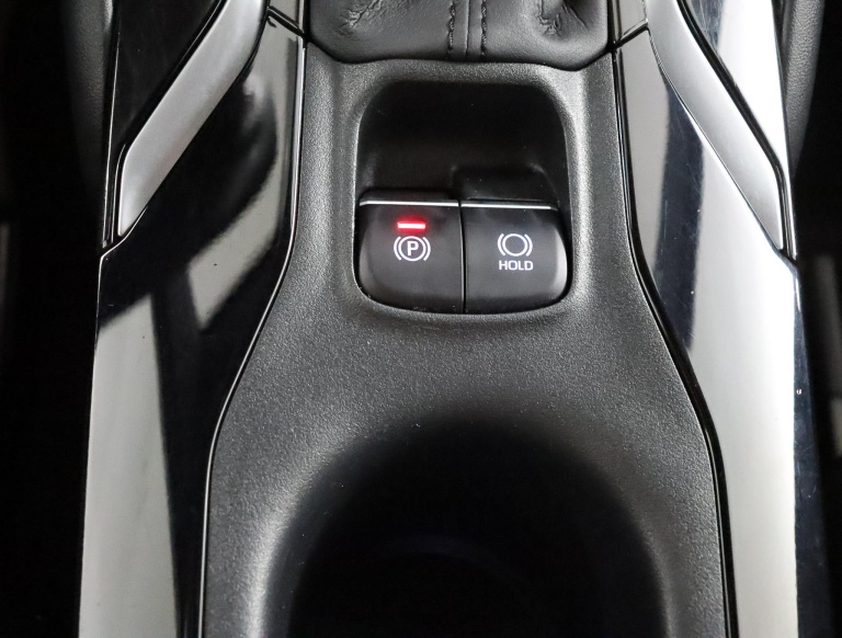 Toyota Corolla - 2.0 Hybrid Dynamic 57