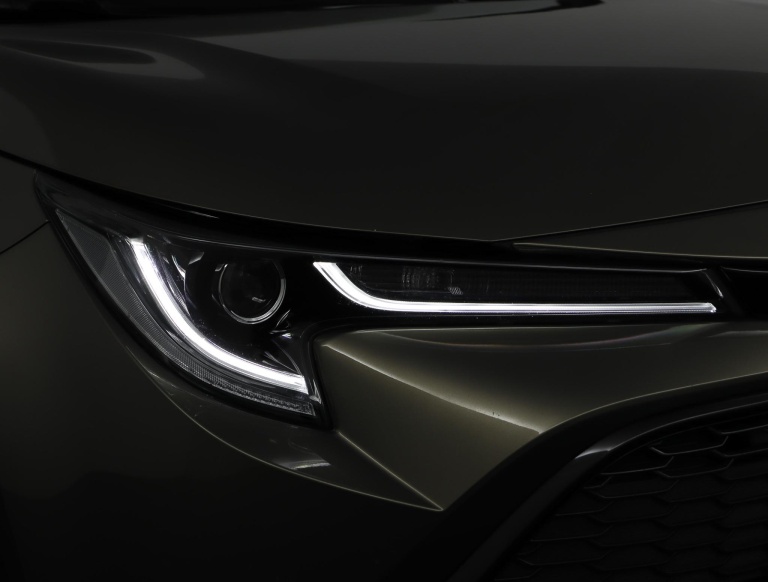 Toyota Corolla - 2.0 Hybrid Dynamic 62