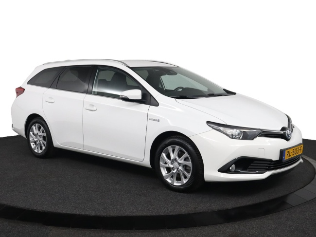 Toyota Auris Touring Sports - 1.8 Hybrid Dynamic Go