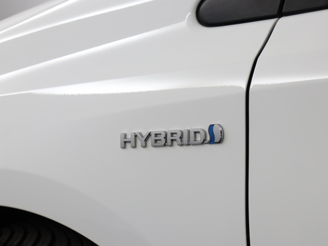 Toyota Auris Touring Sports - 1.8 Hybrid Dynamic Go