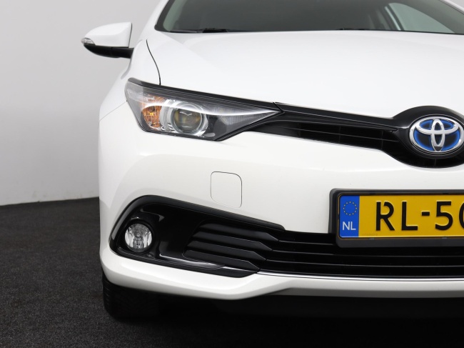 Toyota Auris Touring Sports - 1.8 Hybrid Dynamic Go