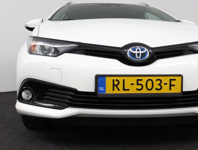 Toyota Auris Touring Sports - 1.8 Hybrid Dynamic Go 37