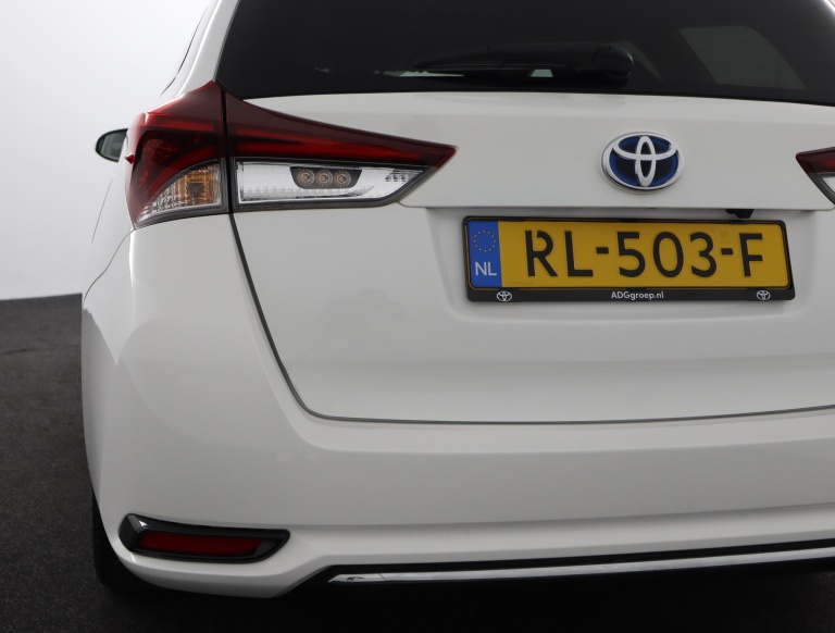 Toyota Auris Touring Sports - 1.8 Hybrid Dynamic Go 41