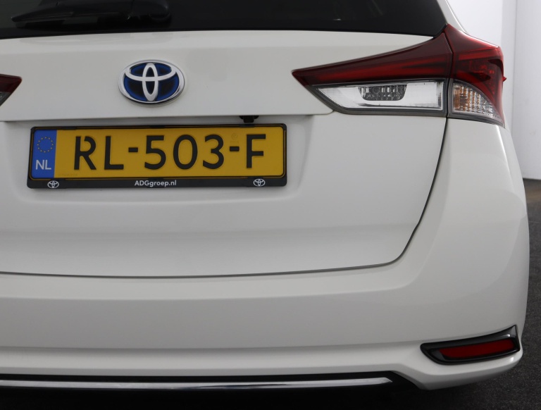 Toyota Auris Touring Sports - 1.8 Hybrid Dynamic Go 42