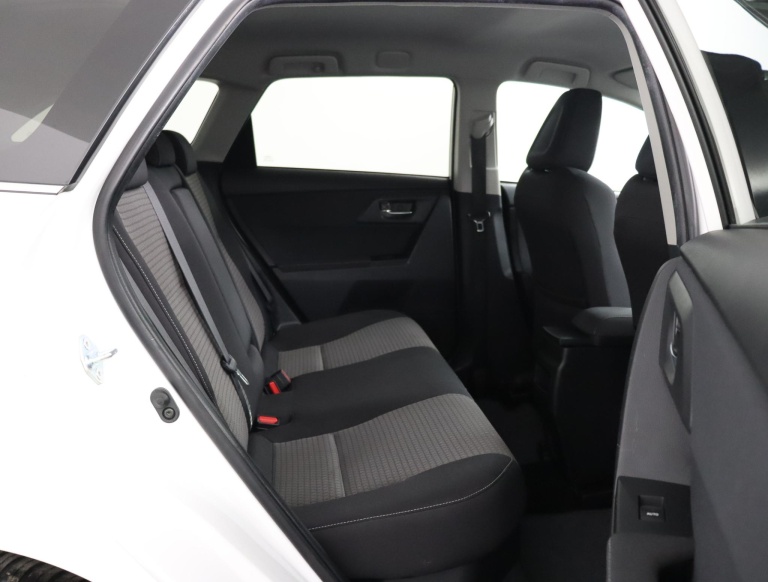 Toyota Auris Touring Sports - 1.8 Hybrid Dynamic Go 45