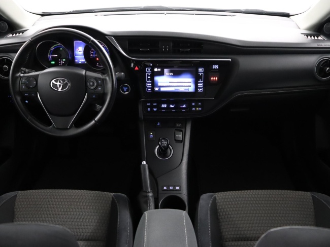 Toyota Auris Touring Sports - 1.8 Hybrid Dynamic Go