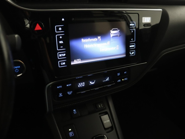 Toyota Auris Touring Sports - 1.8 Hybrid Dynamic Go