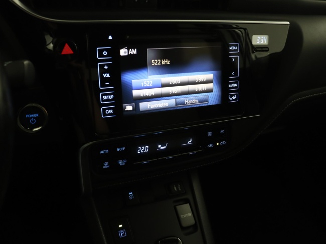 Toyota Auris Touring Sports - 1.8 Hybrid Dynamic Go