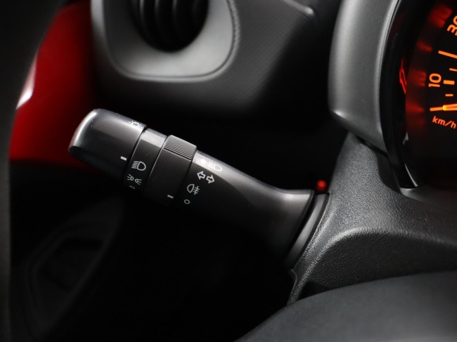 Toyota Aygo - 1.0 VVT-i x-now
