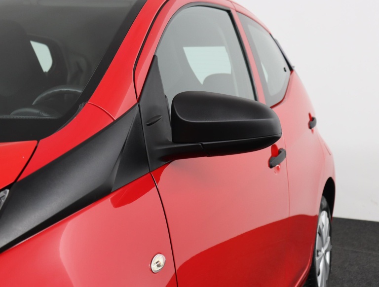 Toyota Aygo - 1.0 VVT-i x-now 33