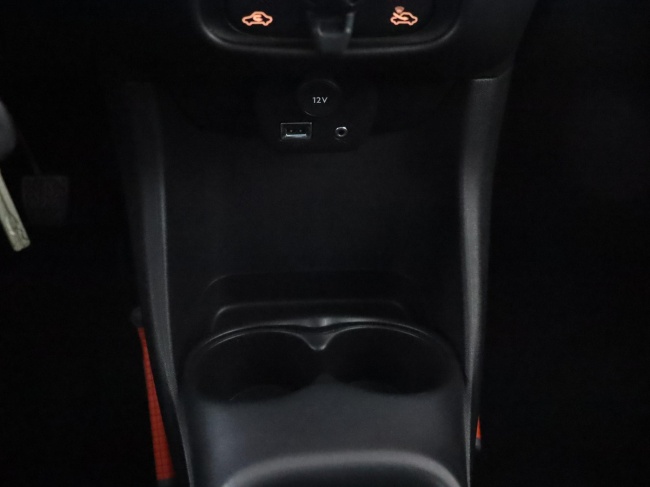 Toyota Aygo - 1.0 VVT-i x-now