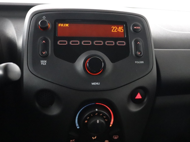 Toyota Aygo - 1.0 VVT-i x-now