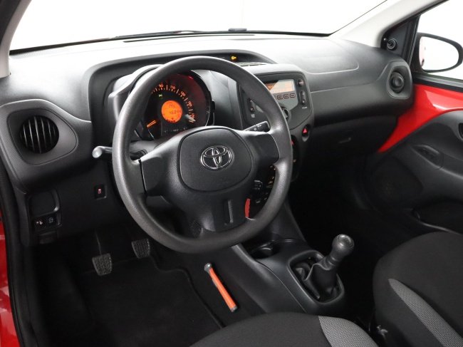 Toyota Aygo - 1.0 VVT-i x-now