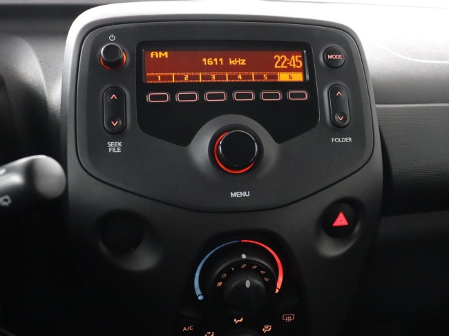 Toyota Aygo - 1.0 VVT-i x-now