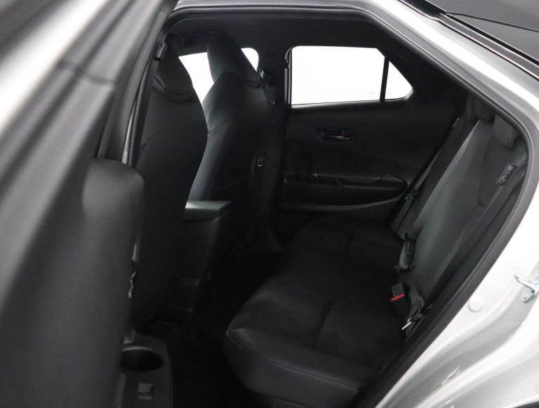 Toyota C-HR - 2.0 Plug-in Hybrid 220 Premium 18