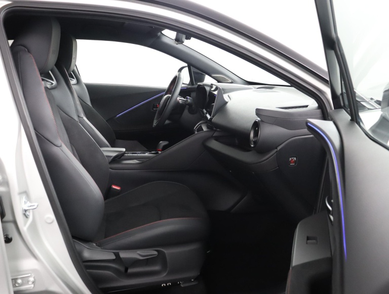 Toyota C-HR - 2.0 Plug-in Hybrid 220 Premium 22