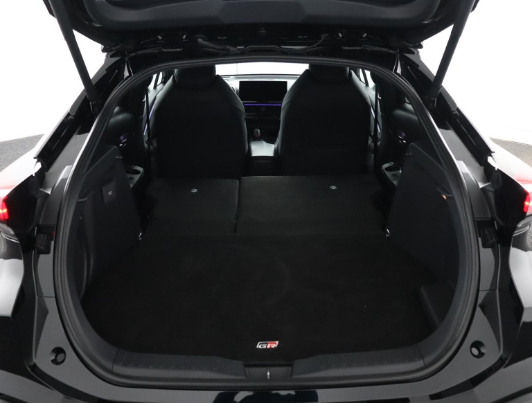 Toyota C-HR - 2.0 Plug-in Hybrid 220 Premium 26