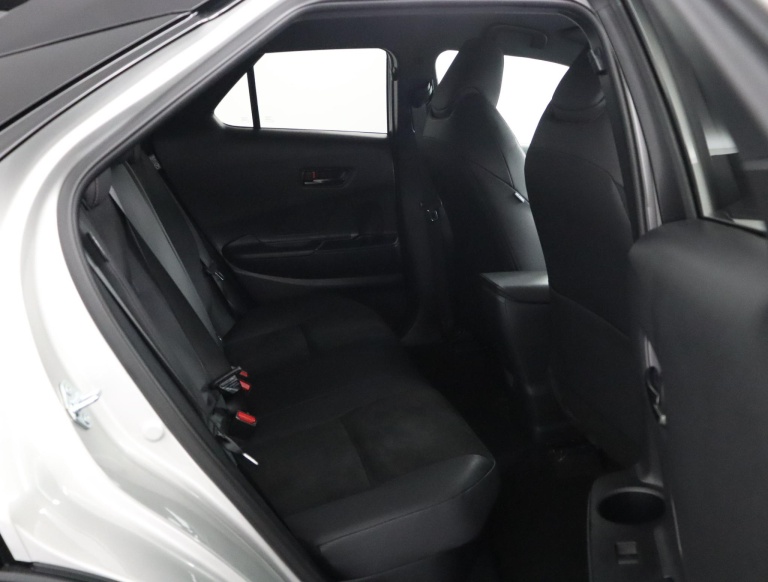 Toyota C-HR - 2.0 Plug-in Hybrid 220 Premium 44