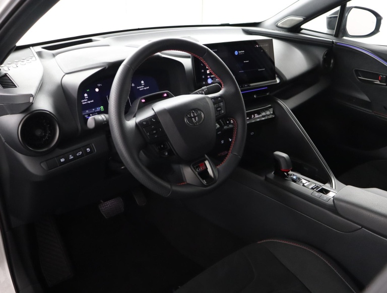Toyota C-HR - 2.0 Plug-in Hybrid 220 Premium 55