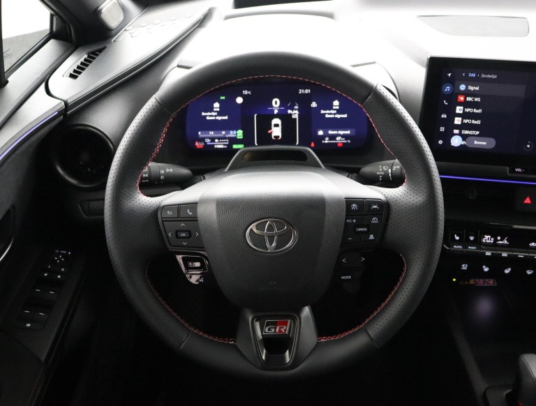 Toyota C-HR - 2.0 Plug-in Hybrid 220 Premium 56