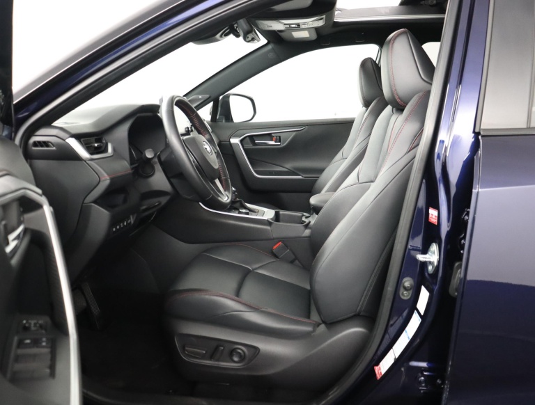 Toyota RAV4 - 2.5 Plug-in Hybrid AWD Bi-Tone Plus 17