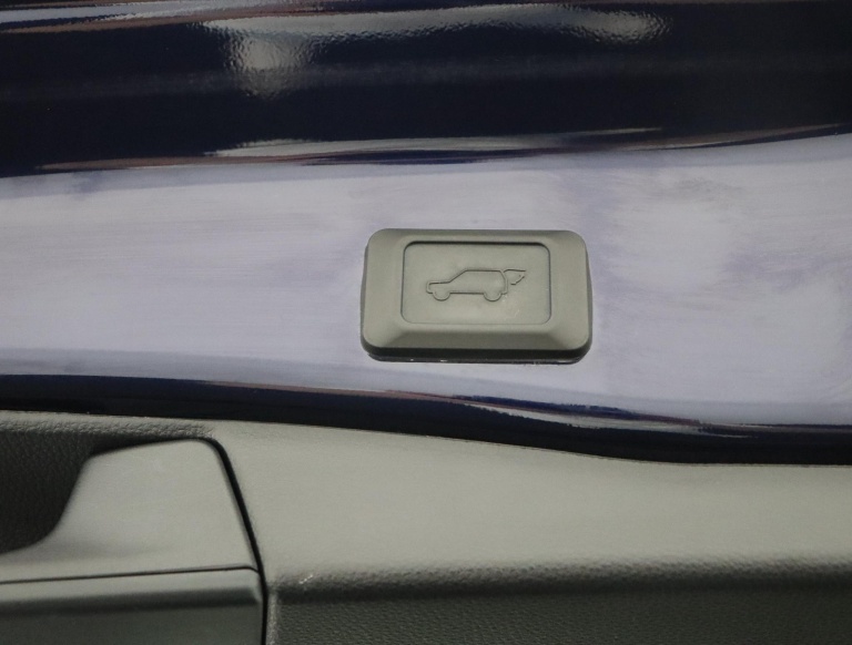 Toyota RAV4 - 2.5 Plug-in Hybrid AWD Bi-Tone Plus 50