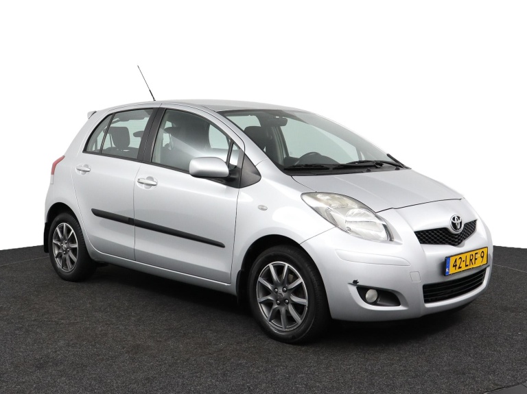 Toyota Yaris - 1.3 VVTi Aspiration 13